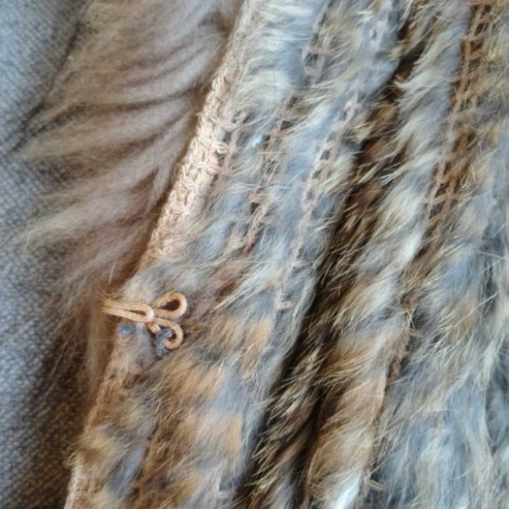 Meefur Rabbit Raccoon Hair Fur Vest Womens L Brown Long Fringe Twilight Victoria - Picture 4 of 15